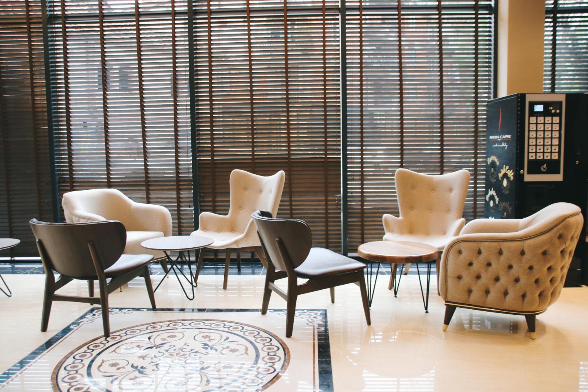 Hotel Rozafa Suhareke Kültér fotó